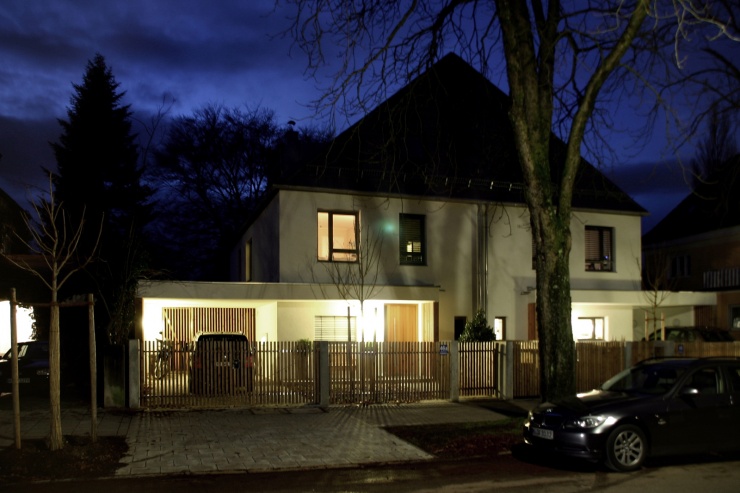 Neubau Haus W München Architekt Hron – bei Nacht