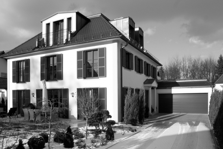 Villa München Bogenhausen Architekt Hron – Außenansicht 